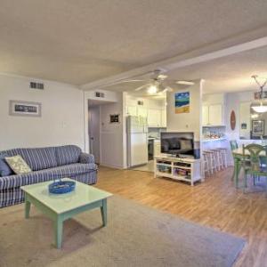 Ocean City Condo with Pool Access and Screened Balcony