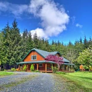 Peaceful Retreat on 10 Acres Less Than 7 Miles to La Push