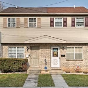 Cozy Allentown Townhouse 2 Mi to Hamilton District