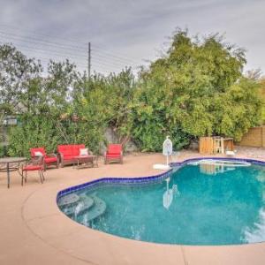 Spacious Scottsdale Home Less Than 1Mi to Golf and Shopping!