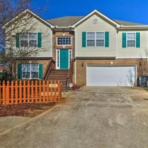 Locust Grove Home with Yard - 30 Min to Atlanta!