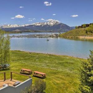 Remodeled Lakefront Dillon Condo -Mins to Keystone