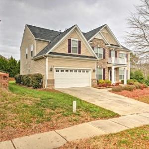 Modern Charlotte Home Minutes From Downtown!