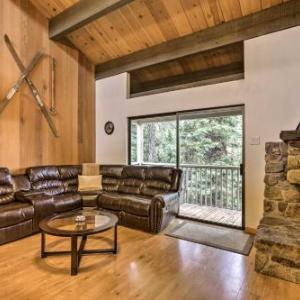 Kings Beach Condo with 2 Decks about 1 Mi to Lake Tahoe!