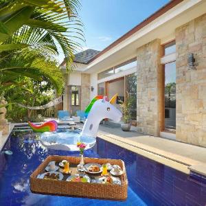 Holl Villa