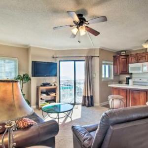 Updated Beachfront Gulf Shores Condo with Pool Access