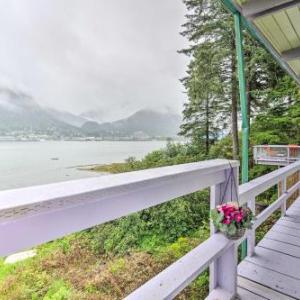 Waterfront House with Glacial Views - Near Downtown!