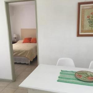 Los Robles Centro