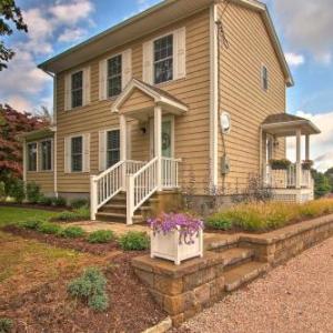 Pawcatuck Riverfront Home with Yard - Mins to Beach!