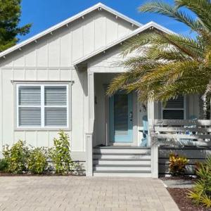 Santa Rosa Home with Pool Access - Half Mi to Beach!