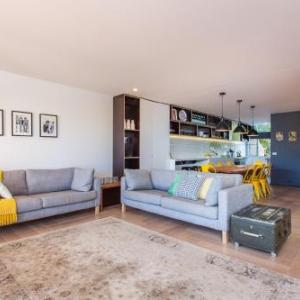 surfside6 @ james cook - Clarkes Beach