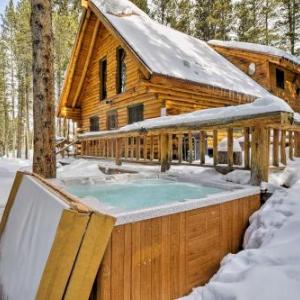 Quintessential Breckenridge Cabin with Hot Tub!