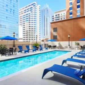 Hampton Inn & Suites by Hilton Austin Downtown