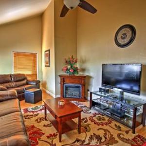 Flagstaff Townhome with Deck Easy Access Downtown!