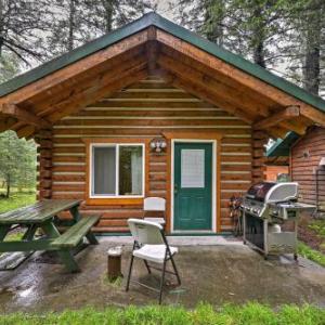 Creekside Seward Cabin with BBQ Fire Pit on 3 Acres!