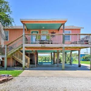 Quiet Port OConnor House - Perfect for Fishing!