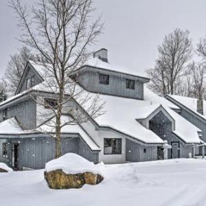 Cozy Condo with Pool Access Near Killington Resort!