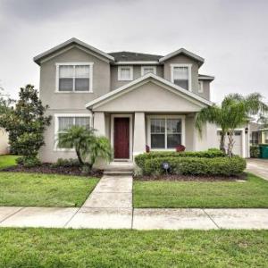 Family-Friendly Kissimmee Home with Private Lanai!