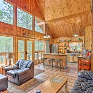 Modern Black Hills Cabin with Loft and Wraparound Deck