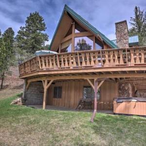 Black Hills Hideaway with Wraparound Deck and Hot Tub!