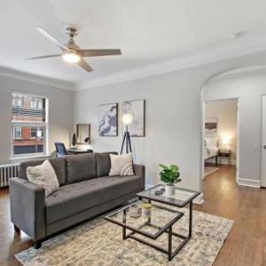 Lovely 1BR Apt in Evanston - Elmwood 105