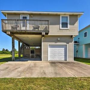 Galveston Escape with Entertainment Patio and Deck!