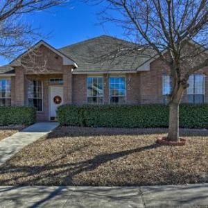 Remodeled Garland House with Gazebo and Patio by Lake!