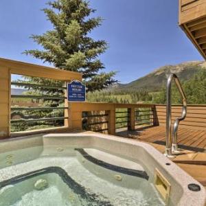 Silverthorne Condo with Hot Tubs and Mtn Views