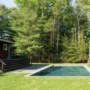 East Hampton Home with Pool and Fire Pit - Near Village