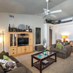 Cozy Family-Friendly Home 7Mi to Lake Havasu City