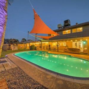 Relaxing Phoenix House with Hot Tub Pool and Grill!