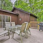 Cabin w Fire Pit  Decks   Walk to Lake Harmony Pennsylvania