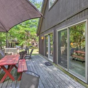 Lake Harmony House with Deck and Big Boulder Views