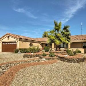 Luxe Castaway Villa Lake Havasu Boat and RV Parking