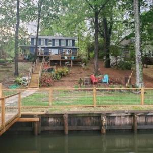 Waterfront House on Toledo Bend with Private Dock!