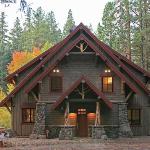 Ashland Lodge with Lake Views Patio and 5 mtn Bikes Ashland