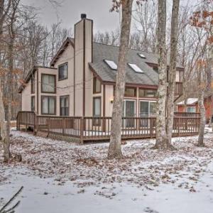 Roomy Pocono Home Less Than 3 Mi to Hickory Run State Park
