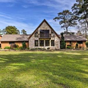 7 half Acre Private Ranch Home with Pool and Game Loft