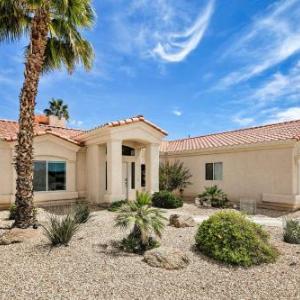 Elegant Lake Havasu Getaway with Pool - 3 Mi to Lake