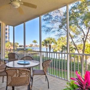 Waterfront Condo with Lanai and Views - Walk to Beach!