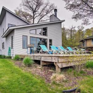 New Era Cottage with Dock and Grill on Stony Lake!