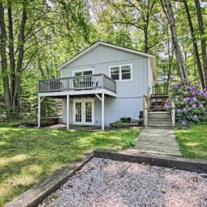 Ludington Cottage with Deck Yard and Fire Pit!