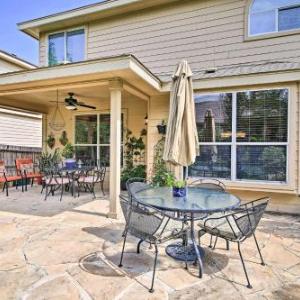 Home with Patio Mins to SeaWorld and Lackland AFB!