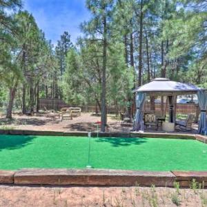 Show Low Home with Hot Tub Putting Green and Gazebo!