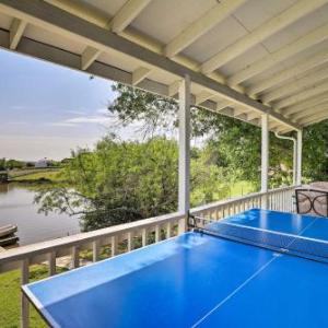 Waterfront Granbury Lake Retreat with Deck and Dock!