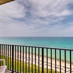 Oceanfront Jensen Beach Penthouse Condo with Pool!