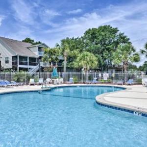 Murrells Inlet Condo with Porch 3 Min to Beach