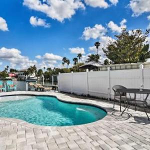 Bayside Pad with Pool Access and Dock half Mi to Beach