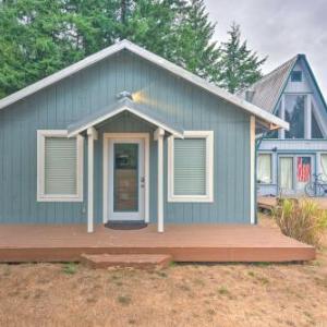 Whidbey Island Cottage - 3 Mi to Whale Watch!