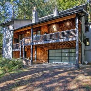 Modern Harstine Island Hideaway with Water Views